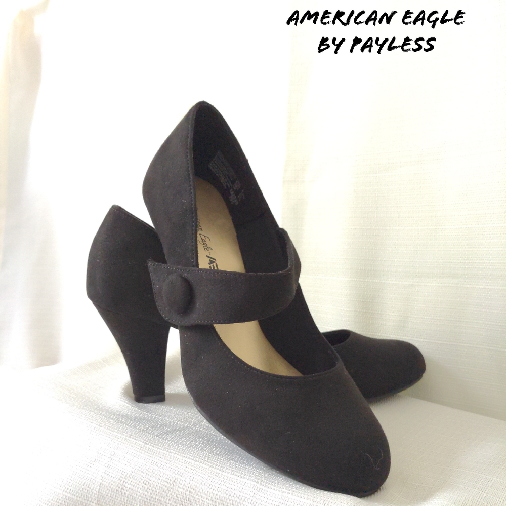 AMERICAN EAGLE BY PAYLESS Black Suede Pumps